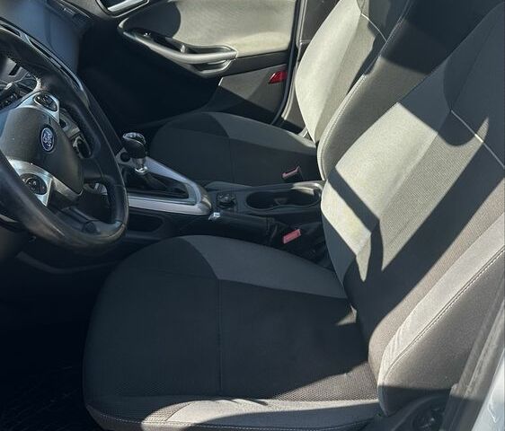 Белый Форд Фокус, объемом двигателя 1.6 л и пробегом 230 тыс. км за 6900 $, фото 21 на Automoto.ua