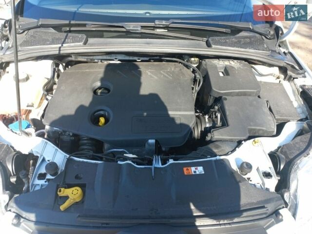 Білий Форд Фокус, об'ємом двигуна 1.6 л та пробігом 271 тис. км за 7200 $, фото 10 на Automoto.ua
