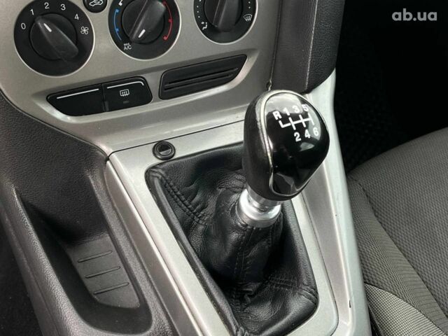 Білий Форд Фокус, об'ємом двигуна 1.6 л та пробігом 263 тис. км за 6790 $, фото 17 на Automoto.ua