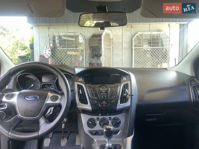 Білий Форд Фокус, об'ємом двигуна 1.56 л та пробігом 339 тис. км за 7000 $, фото 10 на Automoto.ua
