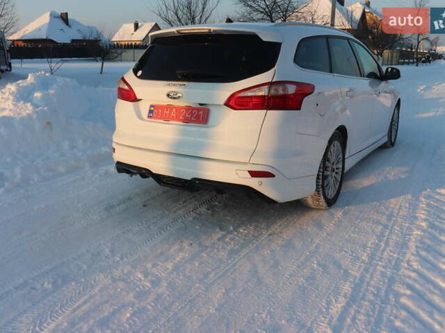 Білий Форд Фокус, об'ємом двигуна 1 л та пробігом 112 тис. км за 7200 $, фото 3 на Automoto.ua