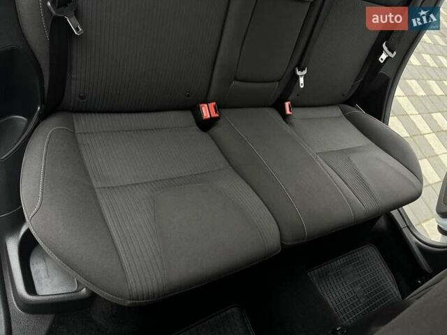 Білий Форд Фокус, об'ємом двигуна 1.6 л та пробігом 211 тис. км за 8750 $, фото 85 на Automoto.ua