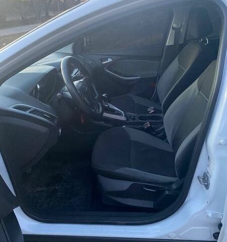 Белый Форд Фокус, объемом двигателя 1.56 л и пробегом 184 тыс. км за 6999 $, фото 10 на Automoto.ua