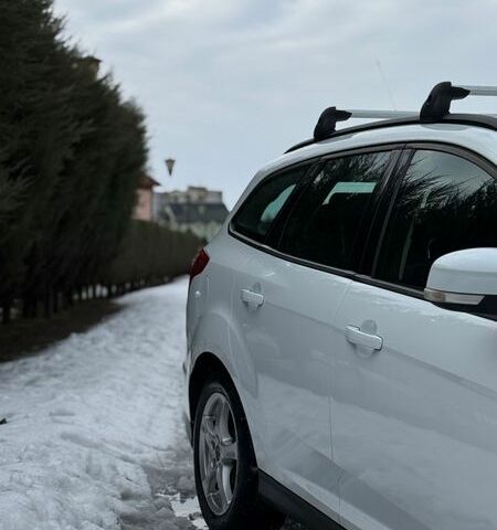 Білий Форд Фокус, об'ємом двигуна 1.56 л та пробігом 211 тис. км за 8000 $, фото 43 на Automoto.ua