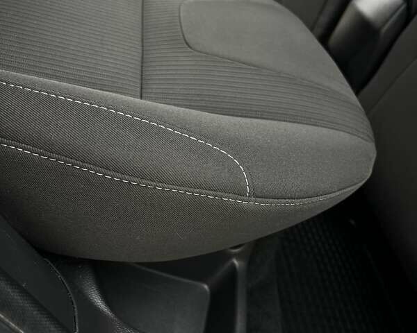 Білий Форд Фокус, об'ємом двигуна 1.6 л та пробігом 211 тис. км за 8750 $, фото 86 на Automoto.ua