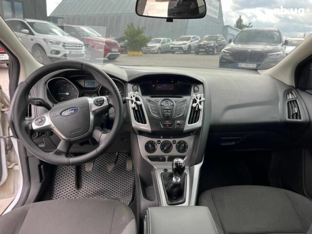 Білий Форд Фокус, об'ємом двигуна 1.6 л та пробігом 263 тис. км за 6790 $, фото 21 на Automoto.ua