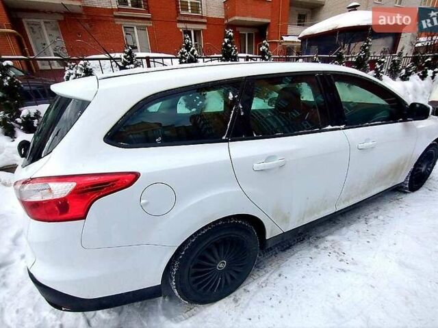Білий Форд Фокус, об'ємом двигуна 1 л та пробігом 1 тис. км за 6500 $, фото 2 на Automoto.ua