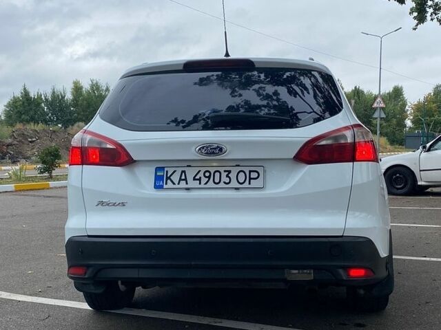 Білий Форд Фокус, об'ємом двигуна 1.6 л та пробігом 312 тис. км за 5000 $, фото 3 на Automoto.ua