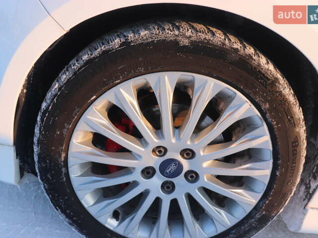 Білий Форд Фокус, об'ємом двигуна 1 л та пробігом 112 тис. км за 7200 $, фото 10 на Automoto.ua