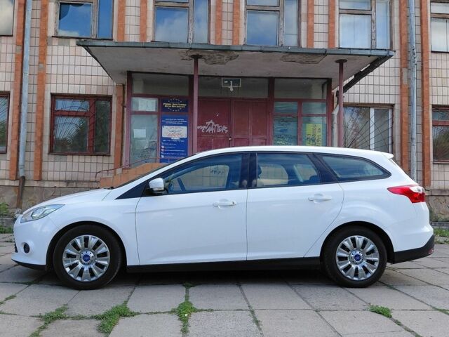 Белый Форд Фокус, объемом двигателя 1.6 л и пробегом 240 тыс. км за 6799 $, фото 3 на Automoto.ua