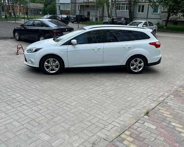 Белый Форд Фокус, объемом двигателя 1.6 л и пробегом 209 тыс. км за 9000 $, фото 7 на Automoto.ua