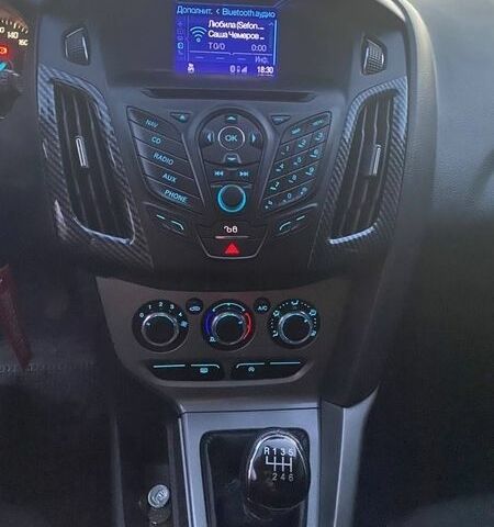 Белый Форд Фокус, объемом двигателя 1.56 л и пробегом 184 тыс. км за 6999 $, фото 8 на Automoto.ua