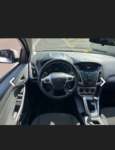 Білий Форд Фокус, об'ємом двигуна 1.56 л та пробігом 210 тис. км за 7900 $, фото 3 на Automoto.ua