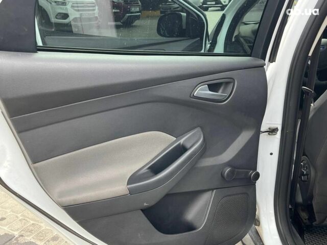 Білий Форд Фокус, об'ємом двигуна 1.6 л та пробігом 263 тис. км за 6790 $, фото 23 на Automoto.ua