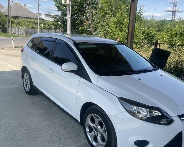 Білий Форд Фокус, об'ємом двигуна 1.56 л та пробігом 339 тис. км за 7000 $, фото 1 на Automoto.ua