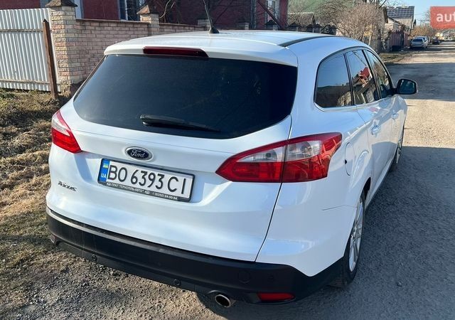 Белый Форд Фокус, объемом двигателя 2 л и пробегом 263 тыс. км за 6700 $, фото 5 на Automoto.ua