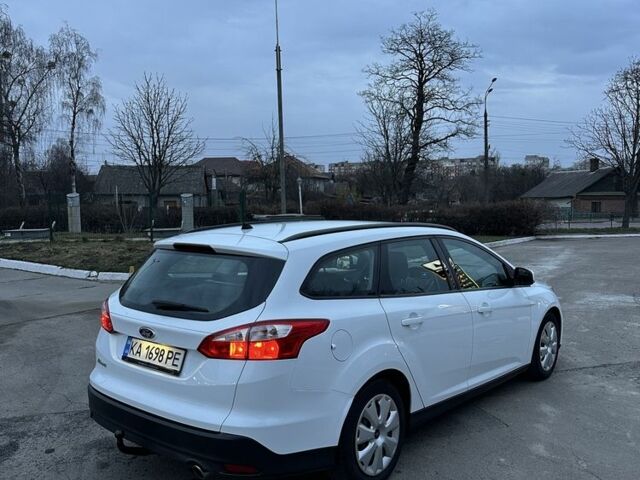 Белый Форд Фокус, объемом двигателя 2 л и пробегом 175 тыс. км за 7499 $, фото 3 на Automoto.ua