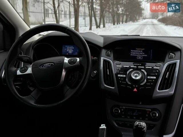 Белый Форд Фокус, объемом двигателя 1 л и пробегом 113 тыс. км за 6500 $, фото 30 на Automoto.ua
