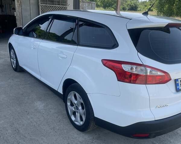 Білий Форд Фокус, об'ємом двигуна 1.56 л та пробігом 339 тис. км за 7000 $, фото 4 на Automoto.ua