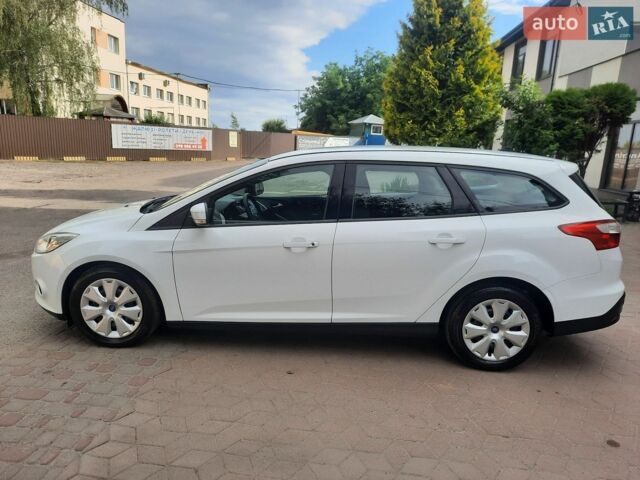 Белый Форд Фокус, объемом двигателя 1.6 л и пробегом 200 тыс. км за 6950 $, фото 16 на Automoto.ua