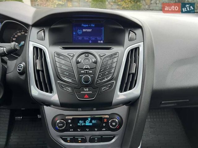 Білий Форд Фокус, об'ємом двигуна 1.6 л та пробігом 211 тис. км за 8750 $, фото 113 на Automoto.ua