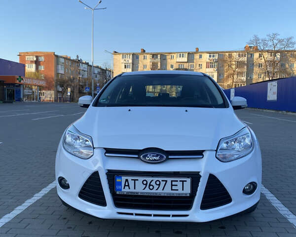 Белый Форд Фокус, объемом двигателя 1.56 л и пробегом 222 тыс. км за 6600 $, фото 1 на Automoto.ua