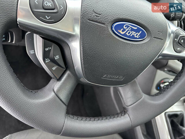 Білий Форд Фокус, об'ємом двигуна 1.6 л та пробігом 223 тис. км за 7700 $, фото 17 на Automoto.ua