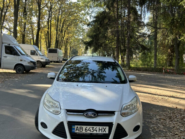 Білий Форд Фокус, об'ємом двигуна 2 л та пробігом 252 тис. км за 7150 $, фото 1 на Automoto.ua