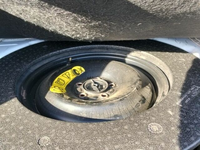 Білий Форд Фокус, об'ємом двигуна 0 л та пробігом 300 тис. км за 7600 $, фото 9 на Automoto.ua