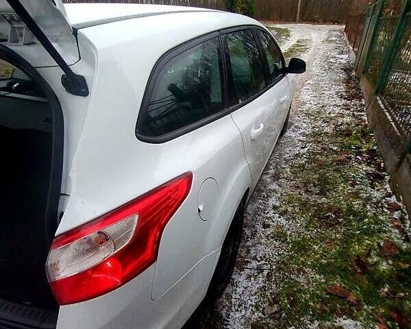 Білий Форд Фокус, об'ємом двигуна 1 л та пробігом 1 тис. км за 6500 $, фото 8 на Automoto.ua