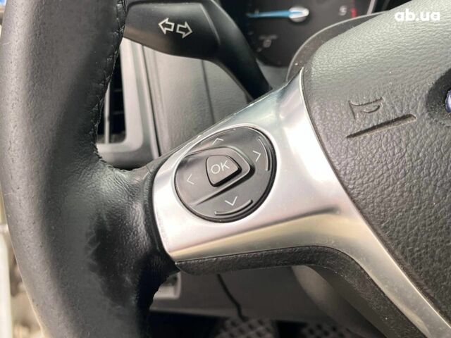 Білий Форд Фокус, об'ємом двигуна 1.6 л та пробігом 263 тис. км за 6790 $, фото 29 на Automoto.ua