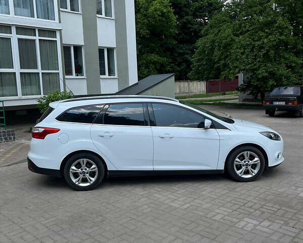 Белый Форд Фокус, объемом двигателя 1.6 л и пробегом 209 тыс. км за 9000 $, фото 8 на Automoto.ua