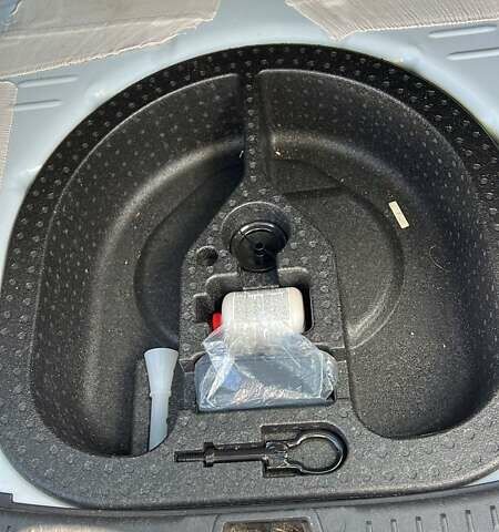 Білий Форд Фокус, об'ємом двигуна 1.56 л та пробігом 210 тис. км за 7900 $, фото 16 на Automoto.ua