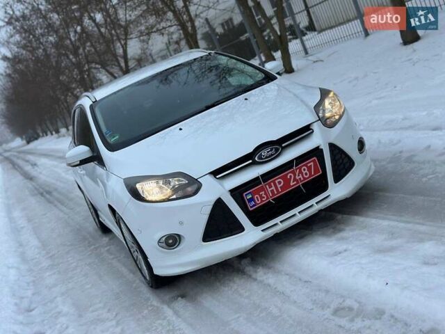 Белый Форд Фокус, объемом двигателя 1 л и пробегом 113 тыс. км за 7600 $, фото 6 на Automoto.ua