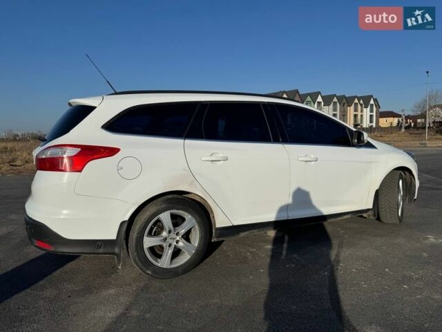 Білий Форд Фокус, об'ємом двигуна 1.6 л та пробігом 310 тис. км за 6200 $, фото 1 на Automoto.ua