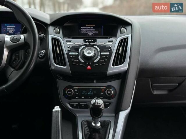 Белый Форд Фокус, объемом двигателя 1 л и пробегом 113 тыс. км за 7600 $, фото 38 на Automoto.ua