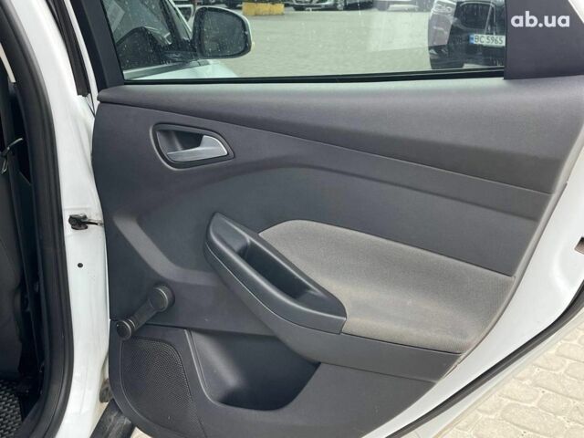 Білий Форд Фокус, об'ємом двигуна 1.6 л та пробігом 263 тис. км за 6790 $, фото 41 на Automoto.ua