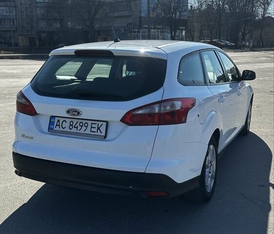 Белый Форд Фокус, объемом двигателя 1.6 л и пробегом 230 тыс. км за 6900 $, фото 11 на Automoto.ua