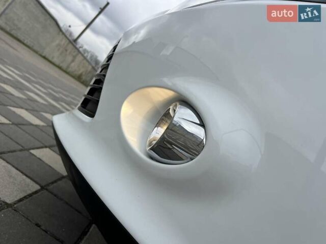 Білий Форд Фокус, об'ємом двигуна 1.6 л та пробігом 211 тис. км за 8750 $, фото 49 на Automoto.ua