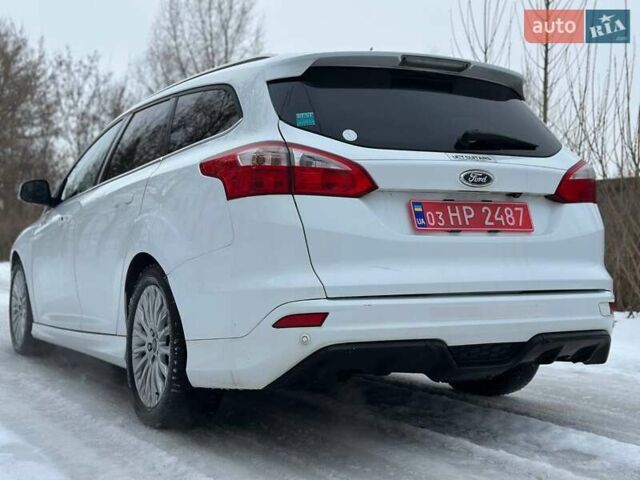 Белый Форд Фокус, объемом двигателя 1 л и пробегом 113 тыс. км за 7600 $, фото 14 на Automoto.ua