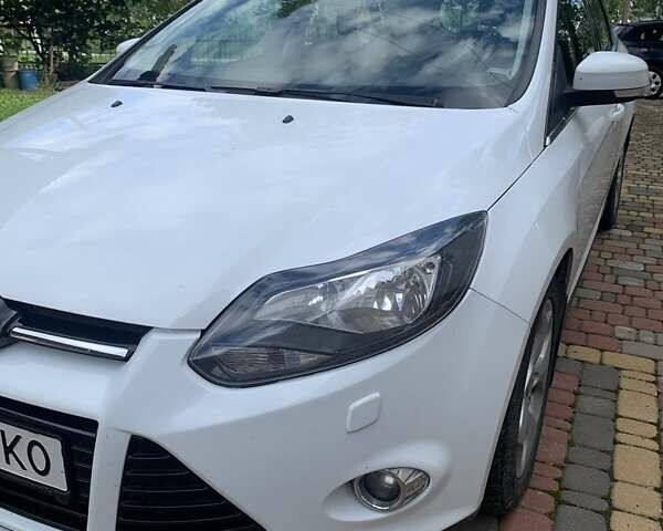 Белый Форд Фокус, объемом двигателя 1.6 л и пробегом 203 тыс. км за 7999 $, фото 4 на Automoto.ua