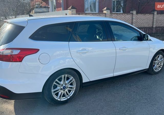 Белый Форд Фокус, объемом двигателя 2 л и пробегом 263 тыс. км за 6700 $, фото 4 на Automoto.ua