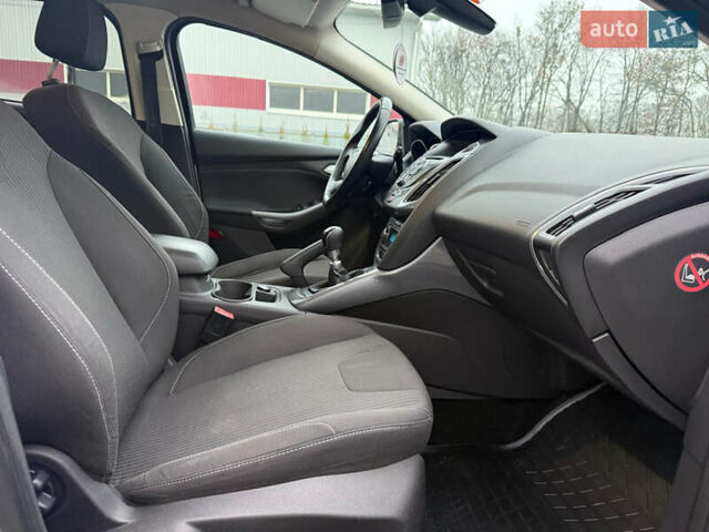 Белый Форд Фокус, объемом двигателя 1.6 л и пробегом 192 тыс. км за 7300 $, фото 23 на Automoto.ua