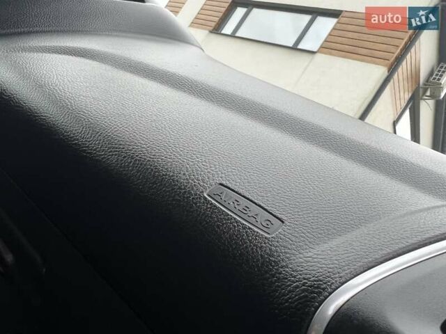 Білий Форд Фокус, об'ємом двигуна 1.6 л та пробігом 211 тис. км за 8750 $, фото 123 на Automoto.ua