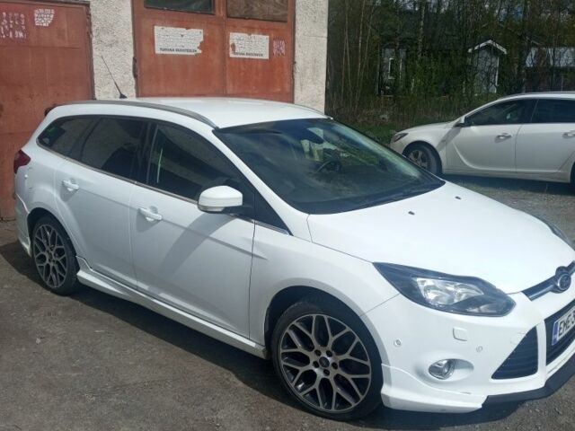 Білий Форд Фокус, об'ємом двигуна 1 л та пробігом 237 тис. км за 5200 $, фото 10 на Automoto.ua