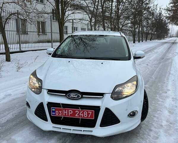 Белый Форд Фокус, объемом двигателя 1 л и пробегом 113 тыс. км за 7600 $, фото 21 на Automoto.ua