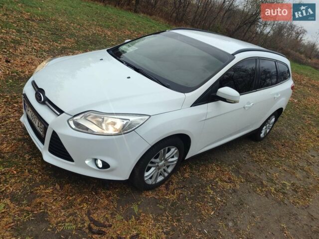 Белый Форд Фокус, объемом двигателя 1.6 л и пробегом 225 тыс. км за 7600 $, фото 3 на Automoto.ua