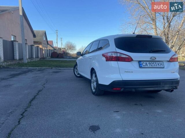 Белый Форд Фокус, объемом двигателя 1.6 л и пробегом 240 тыс. км за 6500 $, фото 3 на Automoto.ua