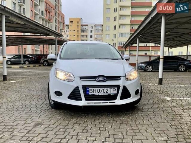 Білий Форд Фокус, об'ємом двигуна 1.6 л та пробігом 252 тис. км за 6400 $, фото 8 на Automoto.ua