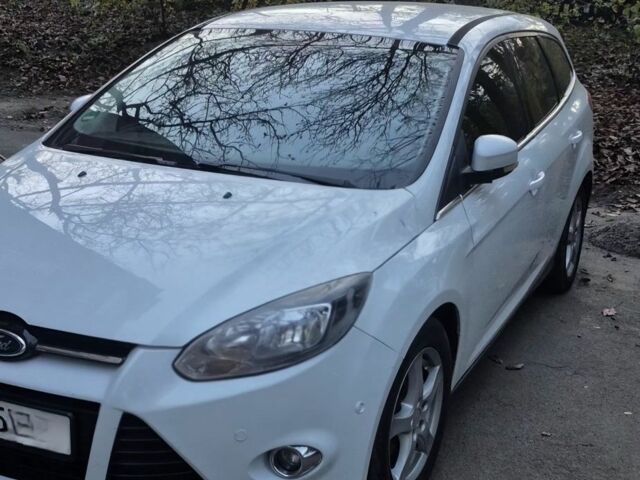 Белый Форд Фокус, объемом двигателя 1.6 л и пробегом 230 тыс. км за 6900 $, фото 2 на Automoto.ua